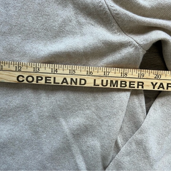 Studio 121 100% Cashmere Turtleneck Sweater Beige Nordstrom Women's size XL - Picture 6 of 7